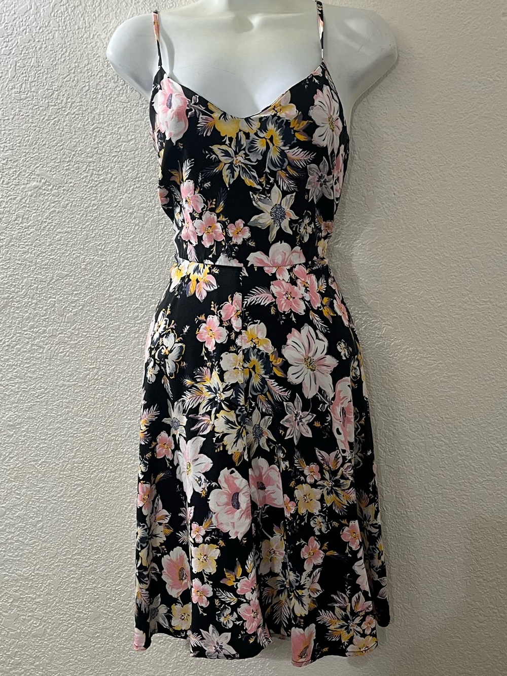 GAP Black Floral Spaghetti-Strap Mini Dress